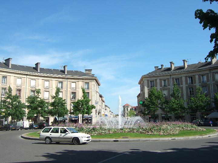 2008-05- (00).JPG - Ankunft am Vorabend in Toul. Das Wetter ist genauso aus schön, wie vor einem Jahr, als wir hier - von der Hitze erschöpft - die Tour Trier - Toul planmäßig beendeten.